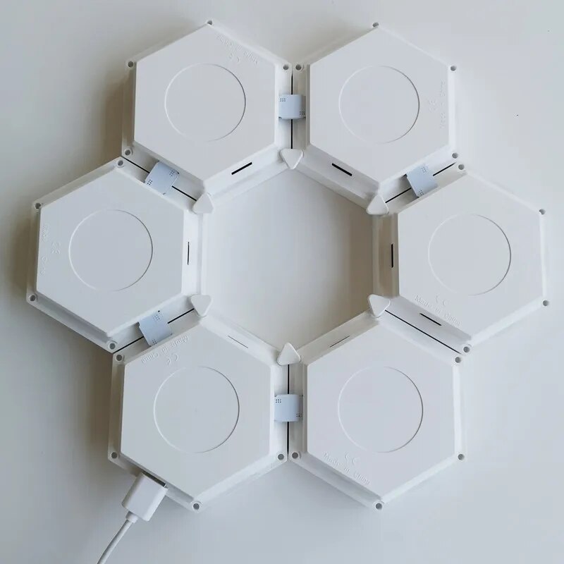 Touch-Controlled Hexagon Quantum Wall Lamp