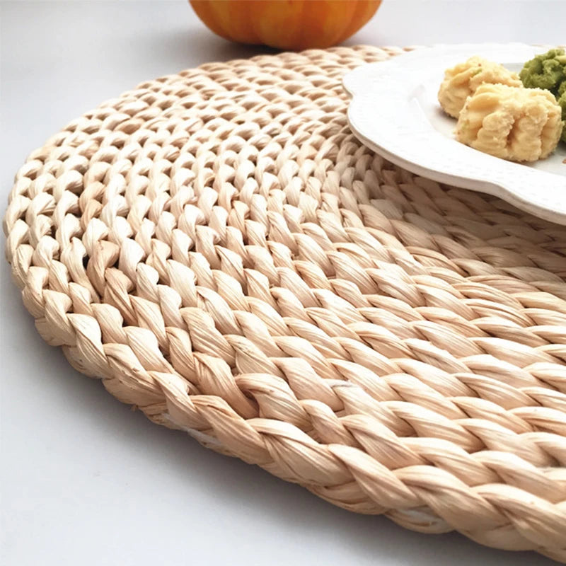 Alfombrilla tejida de piel de maíz natural para mesa de comedor