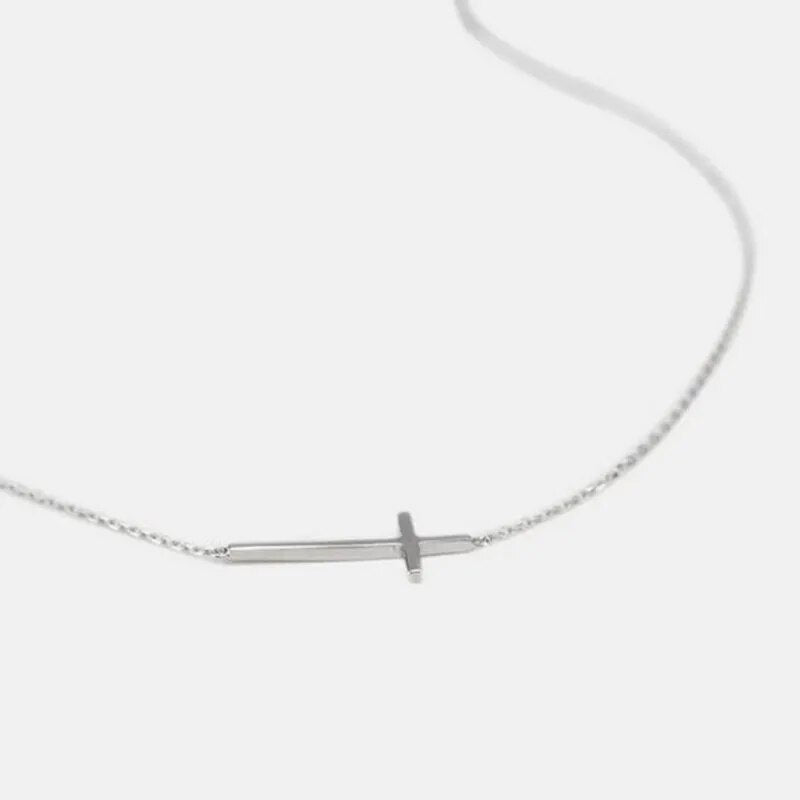 Persönlichkeits-Kreuz-Schmuck mit kurzem Absatz