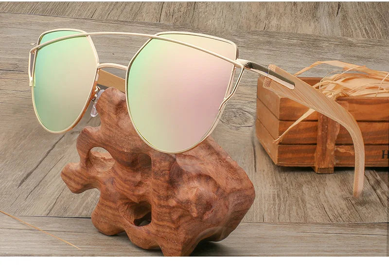 Polarisierte Sonnenbrille aus Bambusholz
