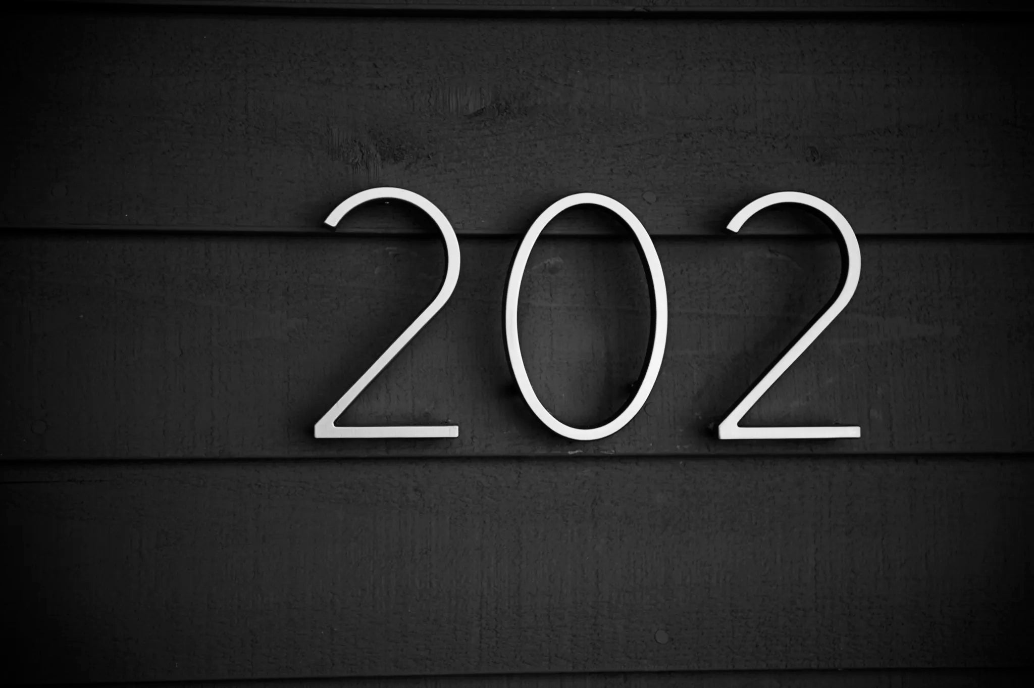 Silver 5-Inch Outdoor Address Numbers with Dash Slash