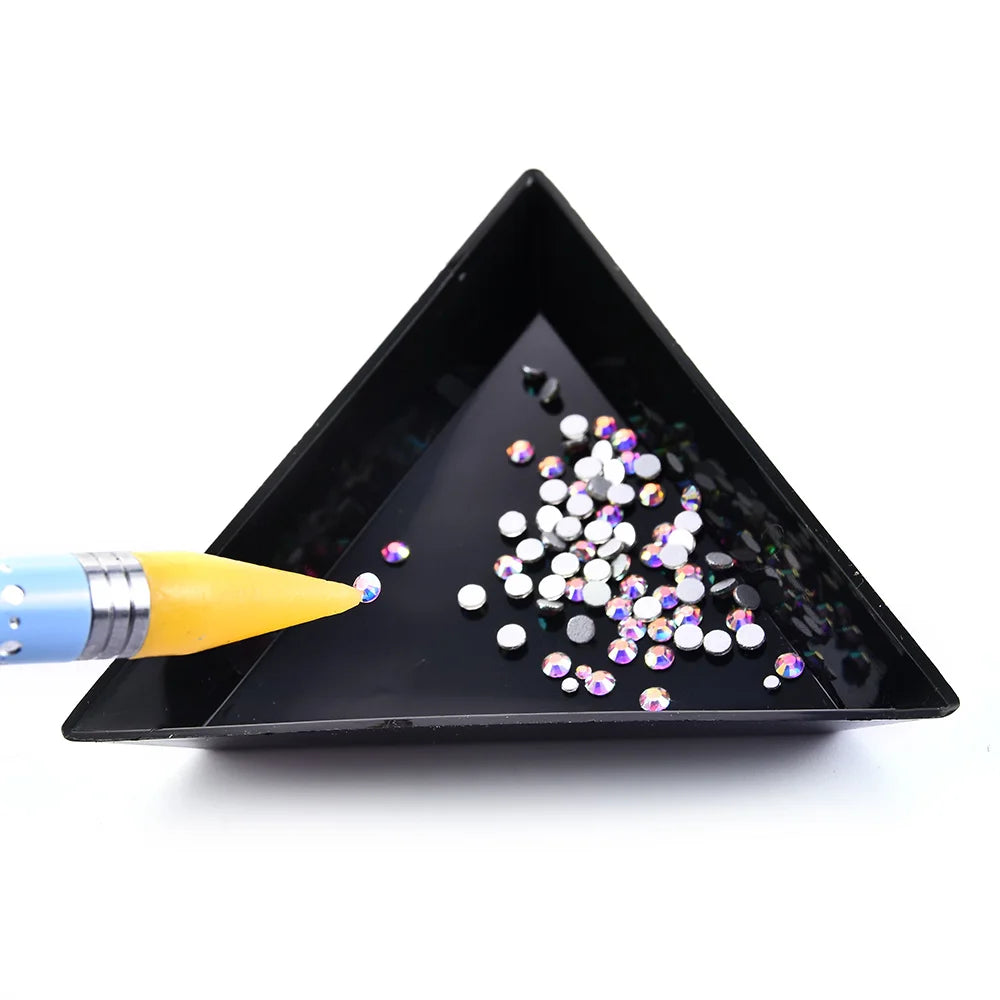 Triangle Plastic Rhinestone Nail Storage Box Plate Tray
