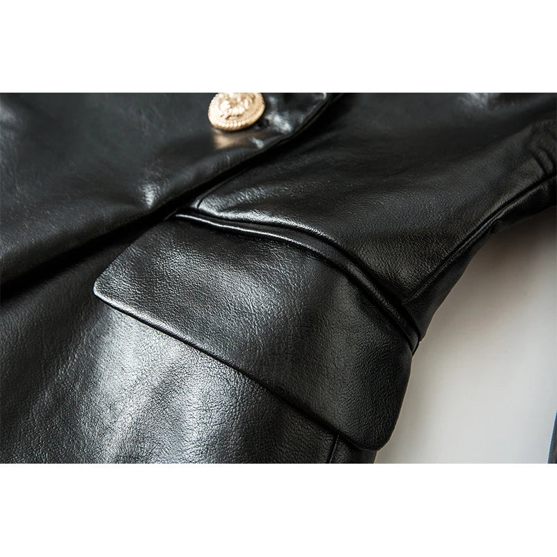 Fatness-Blazer aus PU-Leder mit goldenen Knöpfen